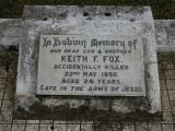 image of grave number 933940